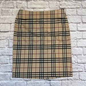 Burberry London size US 12 fitted pencil skirt